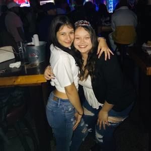 Meet your Posher, Gabriela